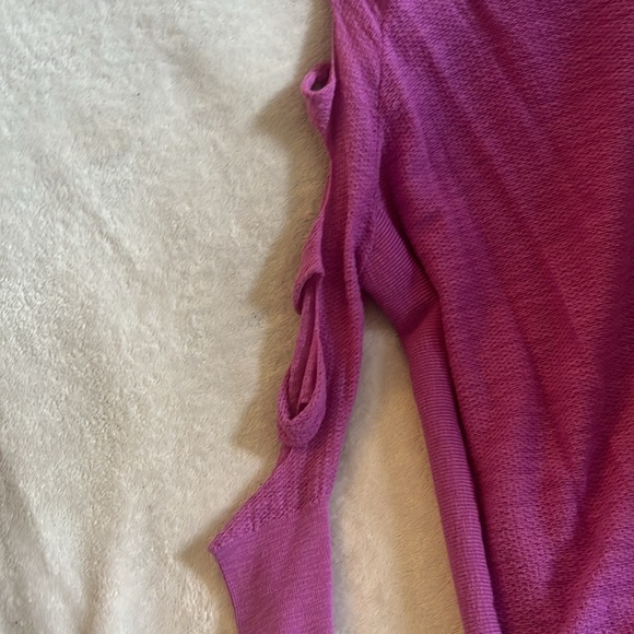 Barely worn express shirt - Picture 3 of 3